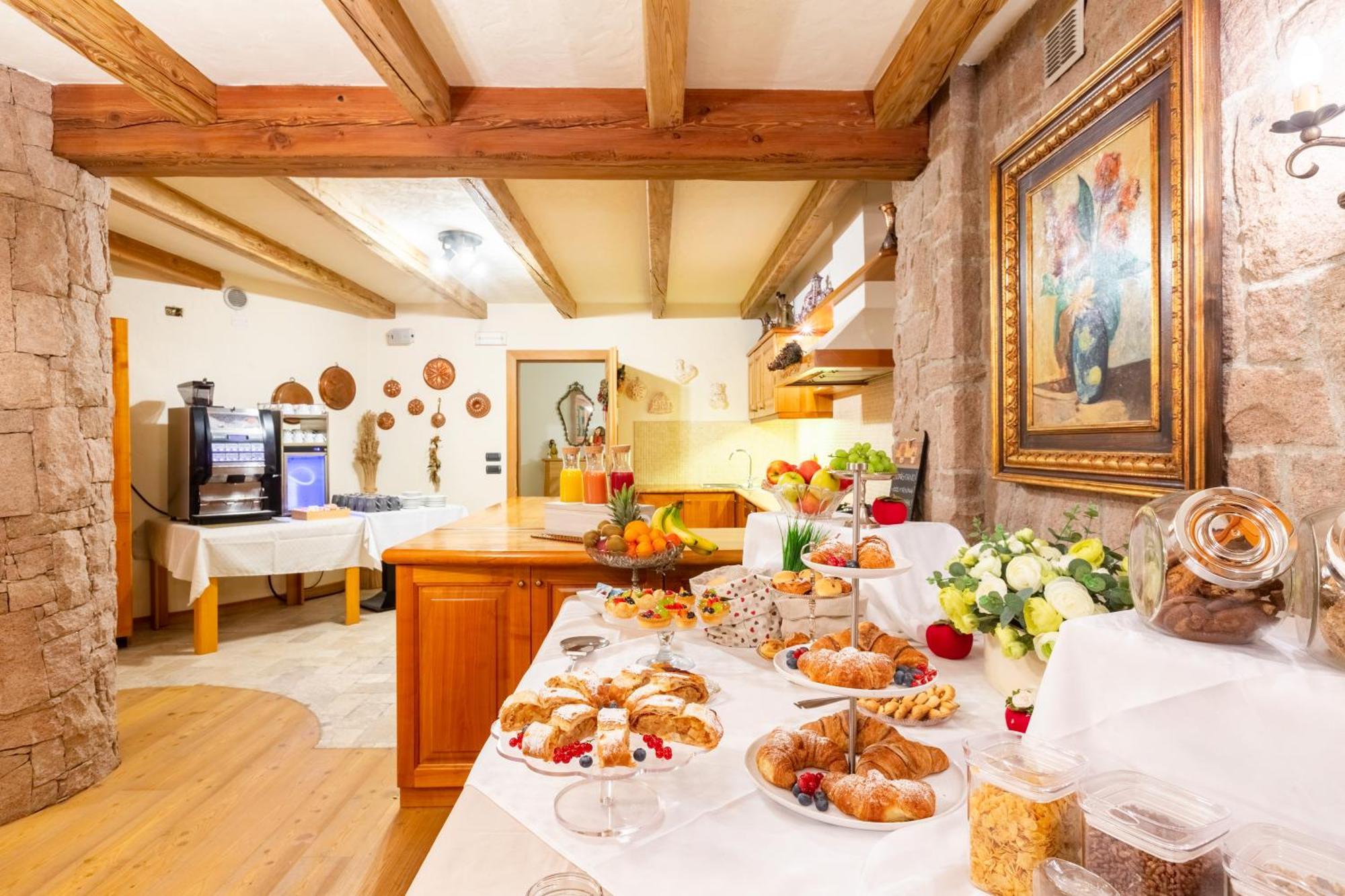 Tassullo Appartamento Le Colonne - Relais Villa Quercia מראה חיצוני תמונה