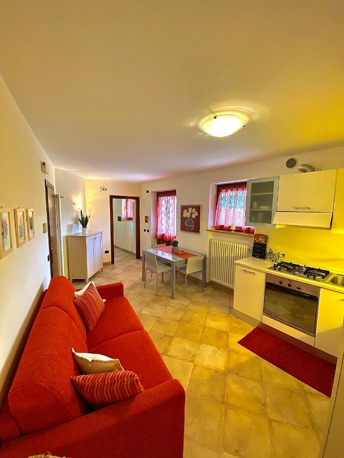 Tassullo Appartamento Le Colonne - Relais Villa Quercia מראה חיצוני תמונה